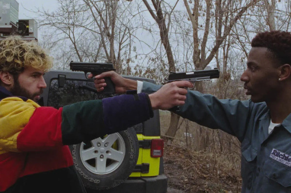 A la de tres foto crítica.