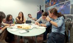 Política, manual de instrucciones