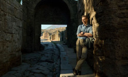 Pompeya: Antes del desastre, con Tom Hiddleston
