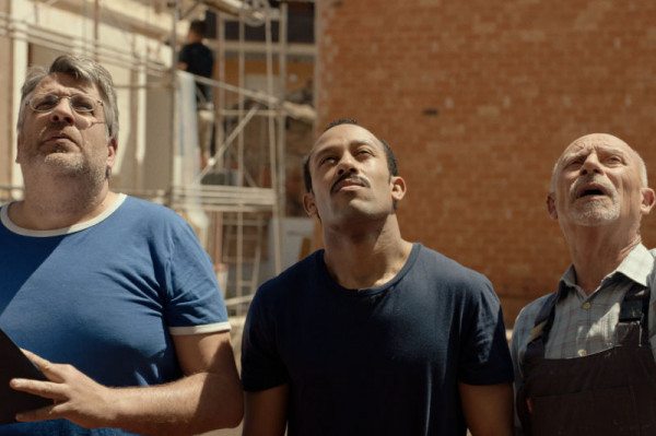 Seis días corrientes foto crítica.