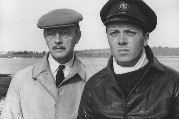 The Ship That Died of Shame foto crítica.