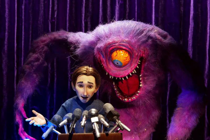 The Shivering Truth foto crítica.