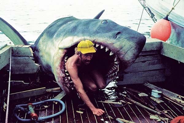 Tiburón: La historia definitiva  foto crítica.