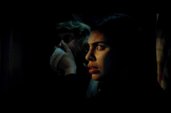 Tú no eres yo foto crítica.