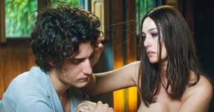 Un été brûlant (Un verano ardiente) foto crítica.