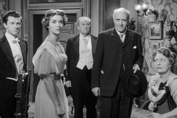 Un inspector llama foto crítica.