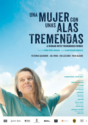 Una mujer con unas alas tremendas