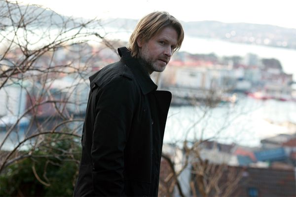 Varg Veum - La bella durmiente foto crítica.