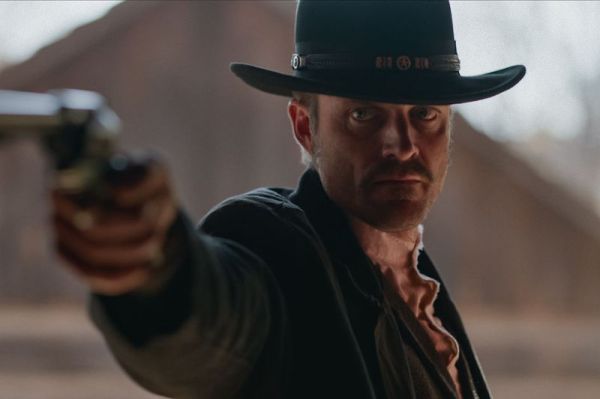 Wyatt Earp y la guerra de los cowboys foto crítica.