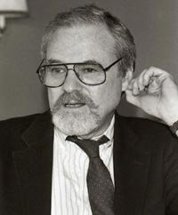 Alan J. Pakula