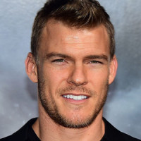 Alan Ritchson