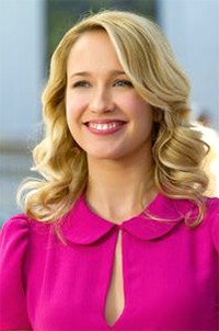 Anna Camp