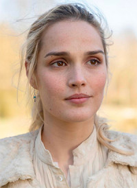 Camille Lou 