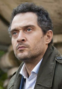 Claudio Santamaria
