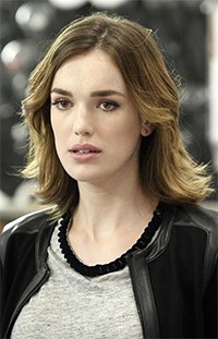 Elizabeth Henstridge