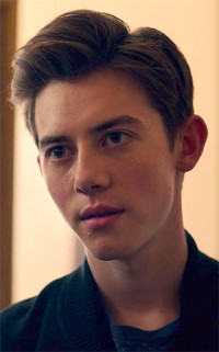 Griffin Gluck