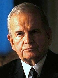 Ian Holm