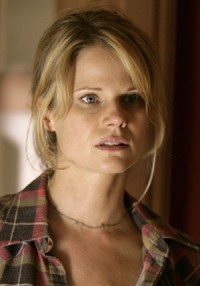 Joelle Carter
