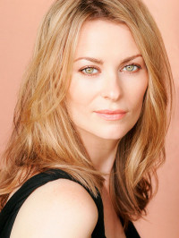 Kat Stewart