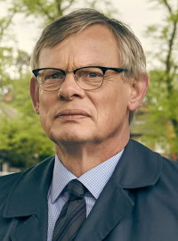 Martin Clunes