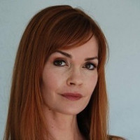 Nathalie Boltt