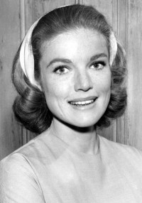 Pippa Scott