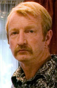 Steffan Rhodri