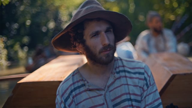 Bajo el mismo sol